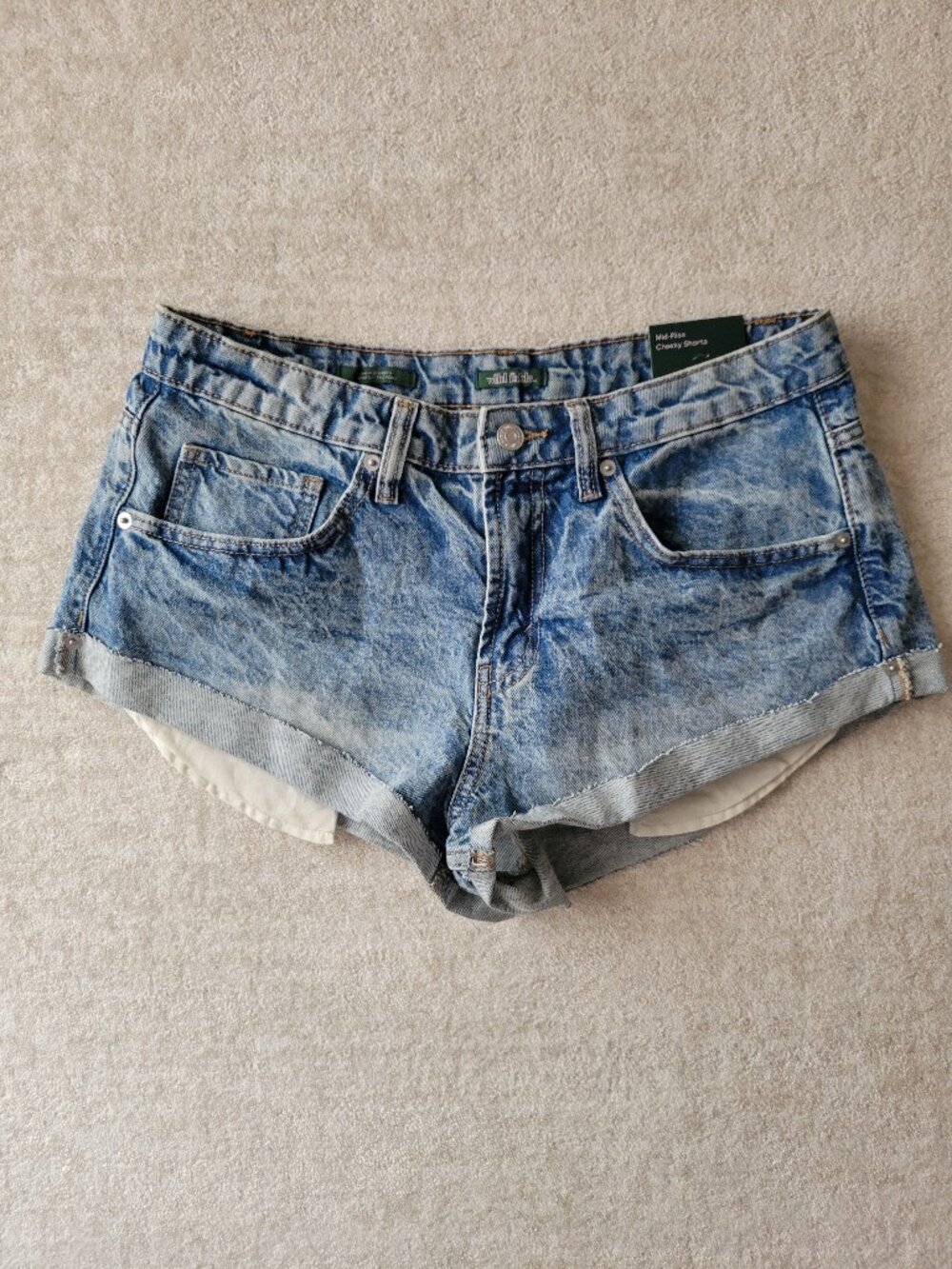 NWT Wild Fable Mid Rise Cheeky Shorts 100% Cotton Denim 8 Blue Med Wash Vacation
